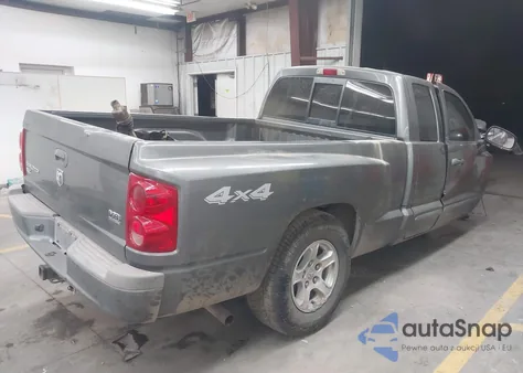 2005 Dodge Dakota Slt from USA, damaged, VIN 1D7HW42N45S200138